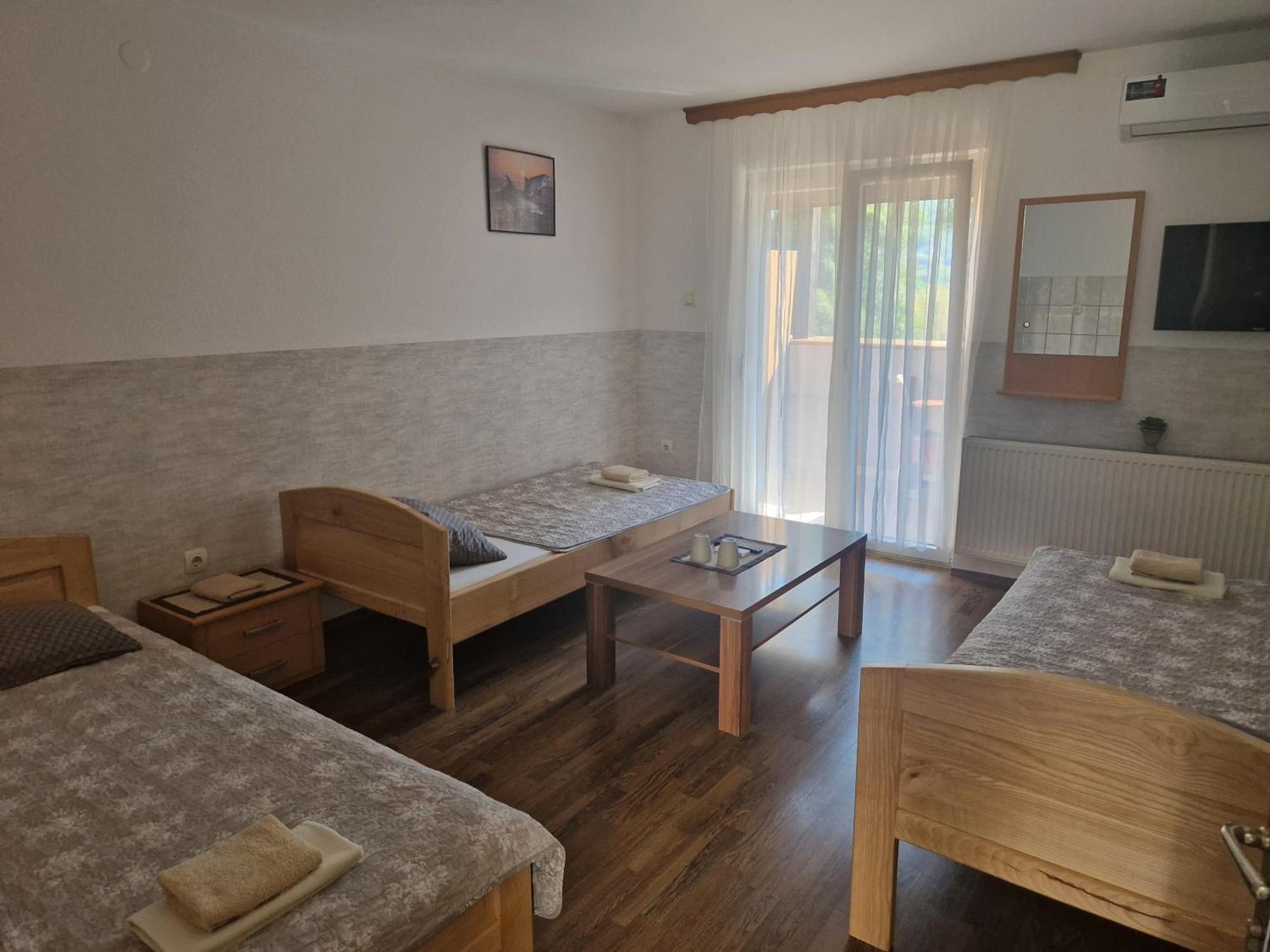 Bed and Breakfast Restoran I Sobe "Tocak" Doboj Zewnętrze zdjęcie